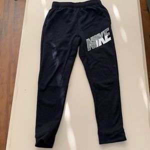 Nike Fleece pants Boys M
